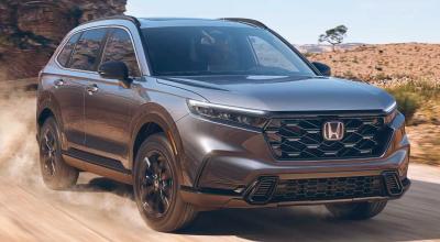 Is the Honda CR-V Worth It? 6 Reasons to Skip the Popular Crossover and One in Its Favor - Photo