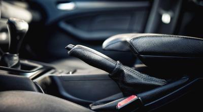 Where Did the Parking Brake Lever Go? Why New Cars Switched to Electronic Brakes - Photo