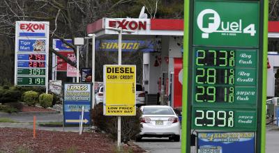Why Gas Prices Vary by $2 Across the US: Taxes, Fuel Blends, and Hidden Fees Explained - Photo