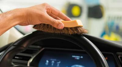 How to Clean a Sticky Steering Wheel: Simple Steps for Leather and Buttons (No Special Products Needed) - Photo