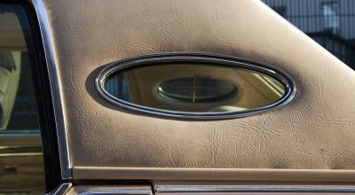 What Opera Windows Are and Why 1970s Cars Loved Them - Photo
