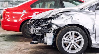 Should You Buy a Salvage-Title Car in 2026? The Real Risks Behind the Discount - Photo