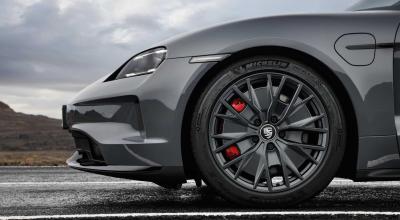 These Wheels Became More Famous Than the Cars They’re On - Photo