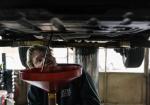 5 Oil Change Mistakes That Are Secretly Destroying Your Engine (And How to Fix Them Today) - Photo