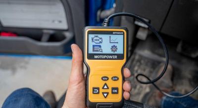 This $25 Gadget Might Save You Hundreds Before Your Mechanic Even Picks Up a Wrench - Photo