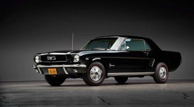 The Rare Ford T5 Most People Mistake For A Mustang - Photo
