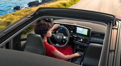 New Renault 4 E-Tech Plein Sud Gets A Giant Sliding Fabric Roof - Photo
