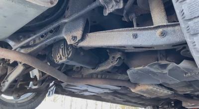 Road Salt Is Quietly Destroying Your Car From Underneath - Photo