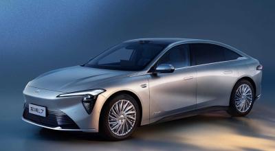 Buick Electra L7 Goes Fully Electric With 378 HP - Photo