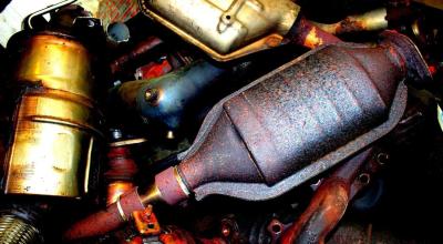 Catalytic Converter Theft Is Exploding Again And These Cars Are Getting Hit The Hardest - Photo