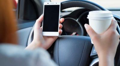 iPhone Drivers Are Twice as Likely to Stream Netflix Behind the Wheel and the New Data Is Bonkers - Photo
