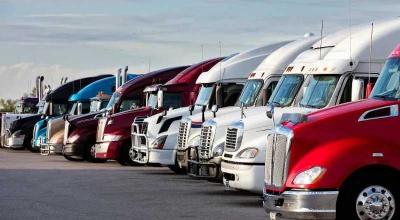 A Semi Isn’t Just a Big Truck, and That Difference Actually Matters More Than People Think - Photo