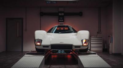 McLaren Finally Built the Road Car Bruce McLaren Always Wanted - Photo