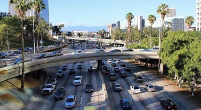 America Chose the Right Side of the Road Before Cars Even Existed - Photo