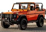 This Vintage Mercedes G-Class Looks Original But Packs Twice the Power - Photo