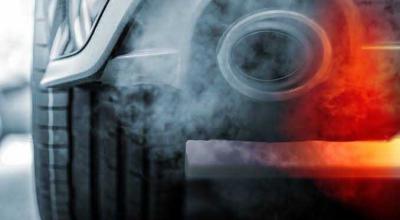 White Smoke on a Cold Morning May Be Harmless. After Warm-Up, the Story Changes - Photo