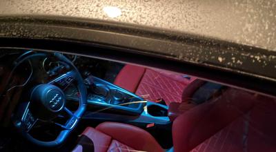 Your Window Reaches the Top, Then Drops Again. It May Be Protecting Fingers That Are Not There - Photo