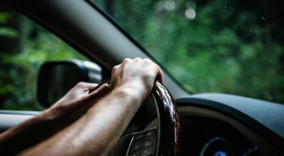 Your Steering Wheel Shakes at 65 MPH, but an Alignment May Waste Your Money - Photo