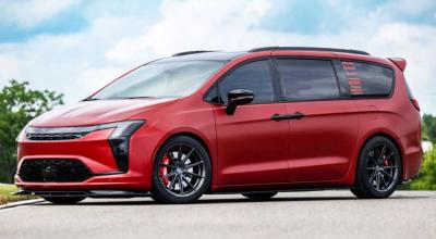 Chrysler Pacifica VANkulture Concept Turns a Minivan Into a Track-Day Machine - Photo