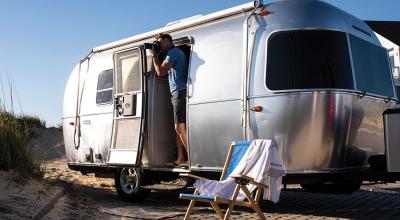 Airstream Teams Up With Pininfarina For New Luxury Trailer Designs - Photo
