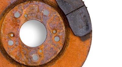 Your Brake Rotors Turned Orange Overnight. They Probably Did Not Wear Out Overnight - Photo