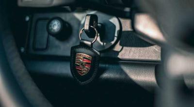 Porsche’s Left-Side Ignition Has a Perfect Racing Story. The Evidence Makes It Messier - Photo