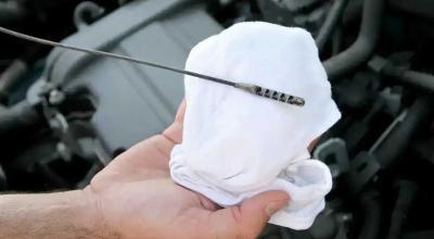 Your Engine Can Be Low on Oil Without Complaining. The Red Warning Means Time May Be Running Out - Photo