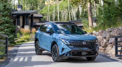 Nissan’s New Rogue Hybrid Takes Direct Aim at the Toyota RAV4 - Photo