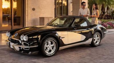 You’d Never Guess What’s Underneath This Tiny Corvette Lookalike - Photo