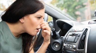 The Sour Smell From Your Car’s Vents May Be Coming From a Damp Part You Cannot See - Photo