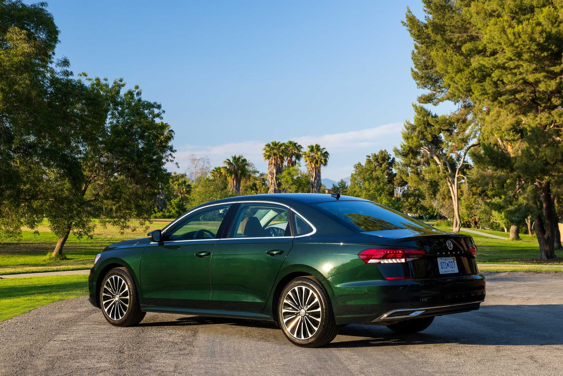 Volkswagen Passat *(final-year model)*
